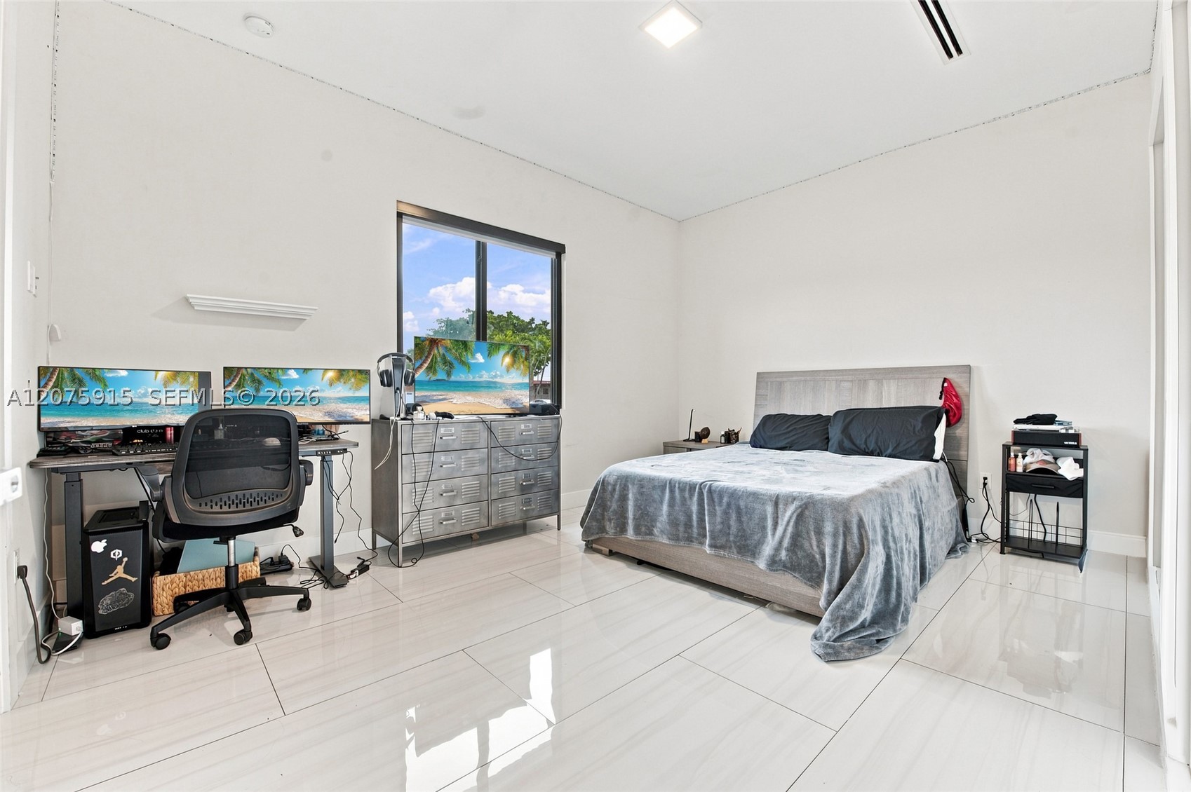 9450 SW 35th St, Miami FL 33165