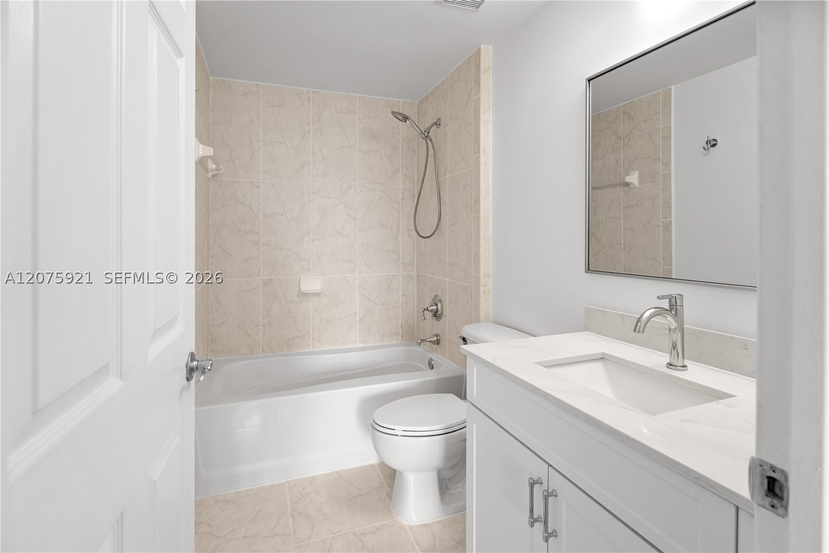 6851 SW 44th St #209, Miami FL 33155