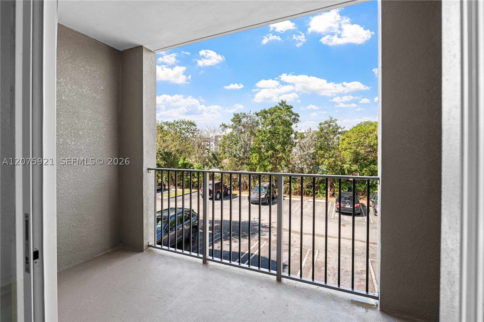 6851 SW 44th St #209, Miami FL 33155
