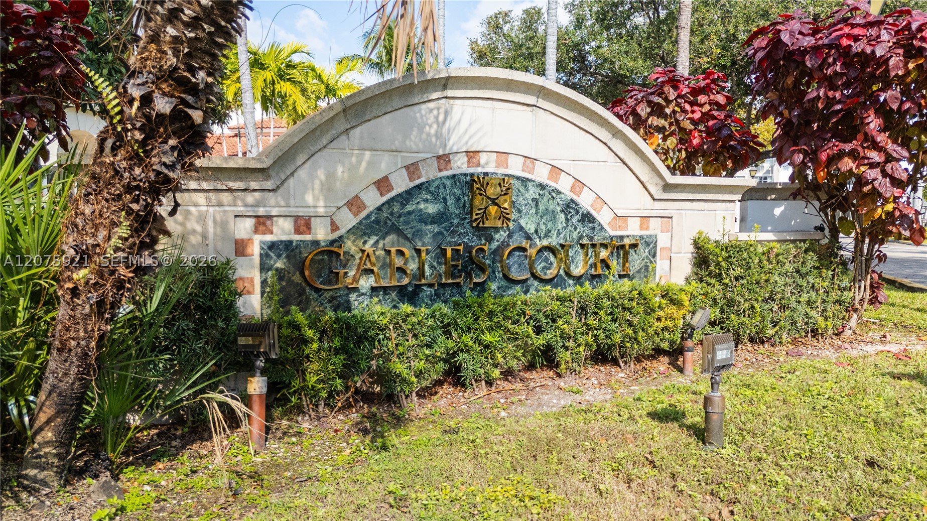 6851 SW 44th St #209, Miami FL 33155