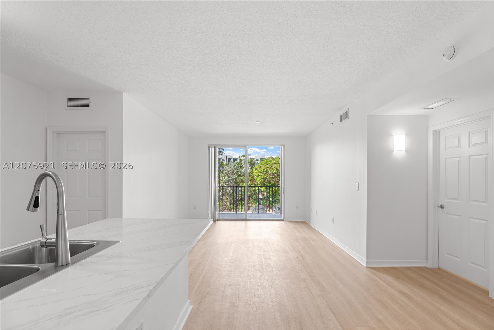 6851 SW 44th St #209, Miami FL 33155