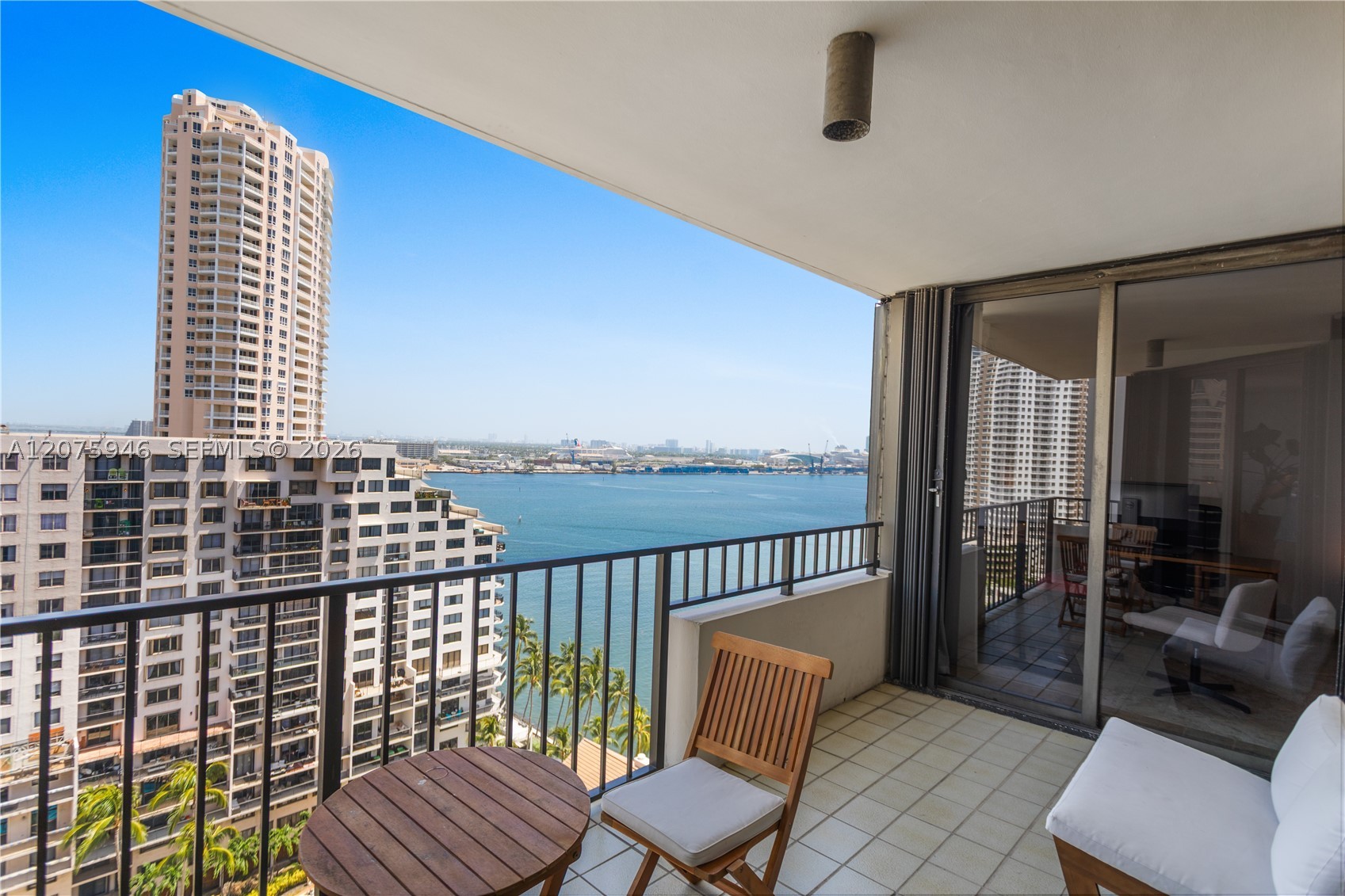 520 Brickell Key Dr #A1902, Miami FL 33131