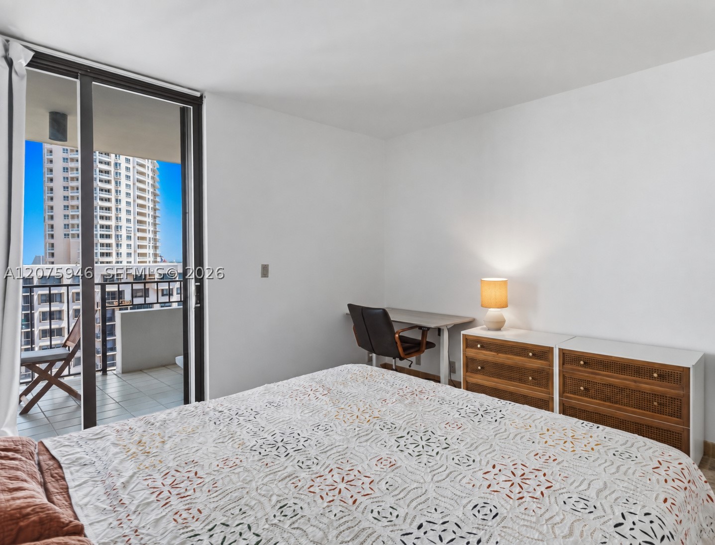 520 Brickell Key Dr #A1902, Miami FL 33131