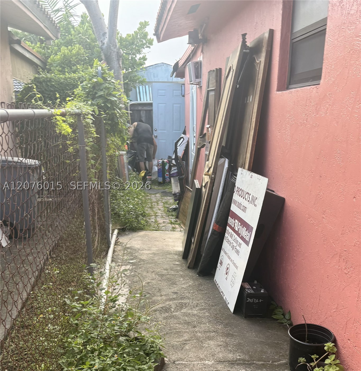 12820 NW 104th Ave, Hialeah Gardens FL 33018