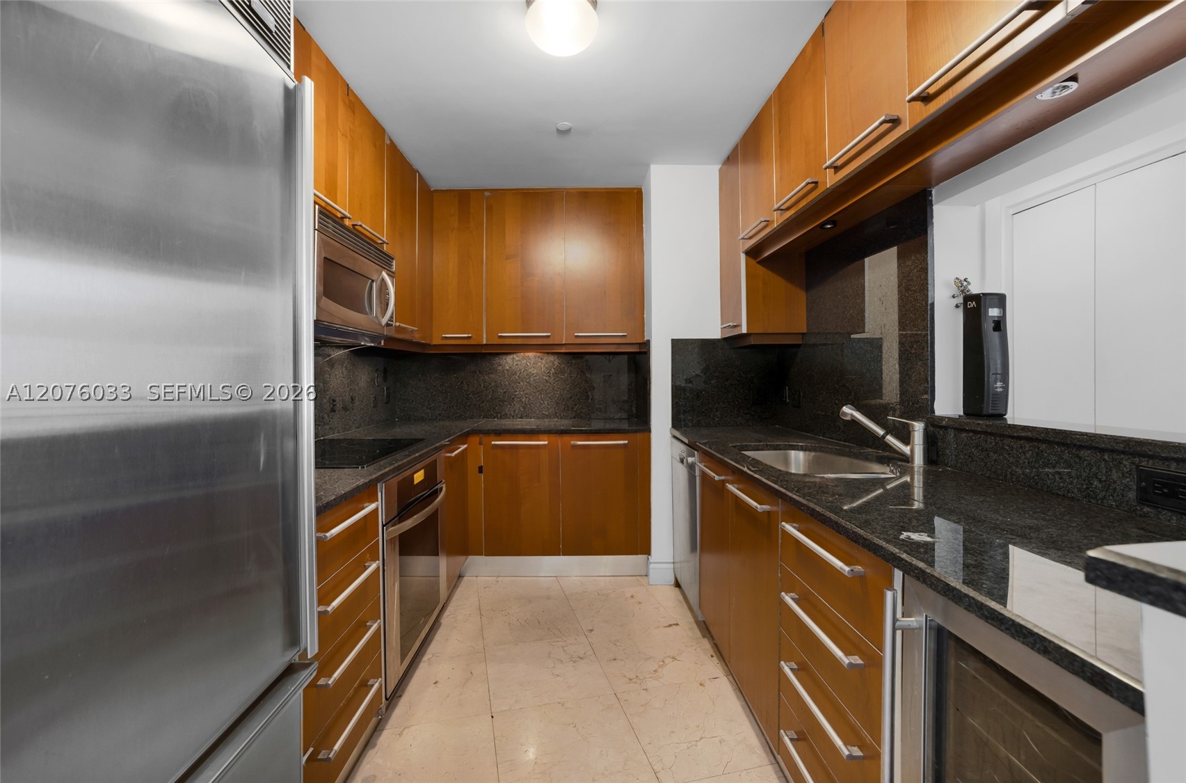 901 Brickell Key Blvd #1001, Miami FL 33131