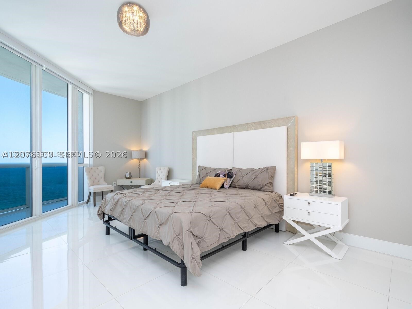 15901 Collins Ave #2504, Sunny Isles Beach FL 33160
