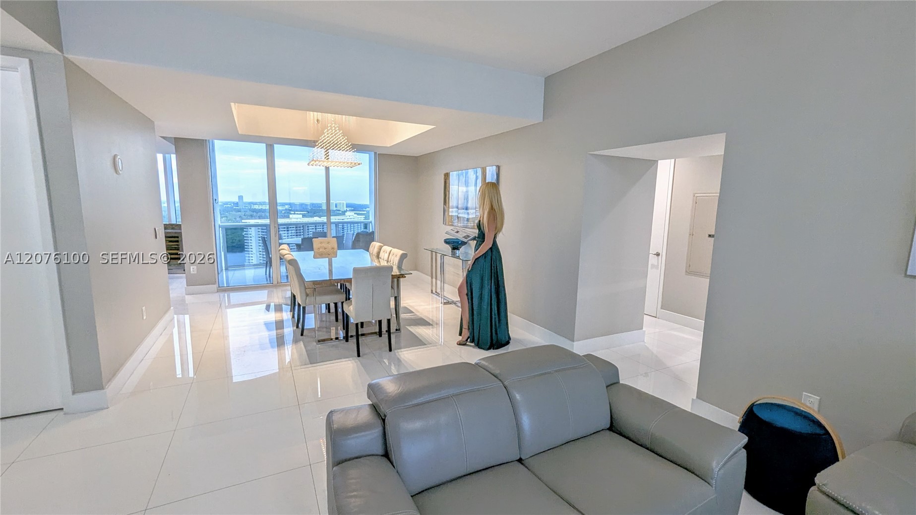 15901 Collins Ave #2504, Sunny Isles Beach FL 33160