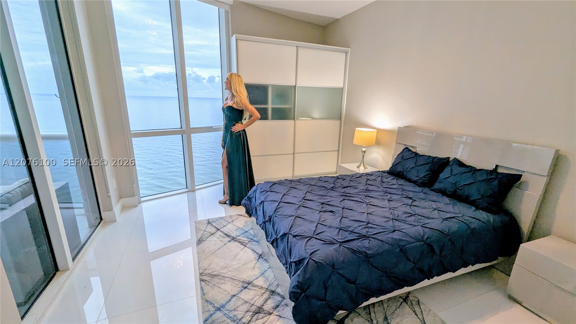 15901 Collins Ave #2504, Sunny Isles Beach FL 33160