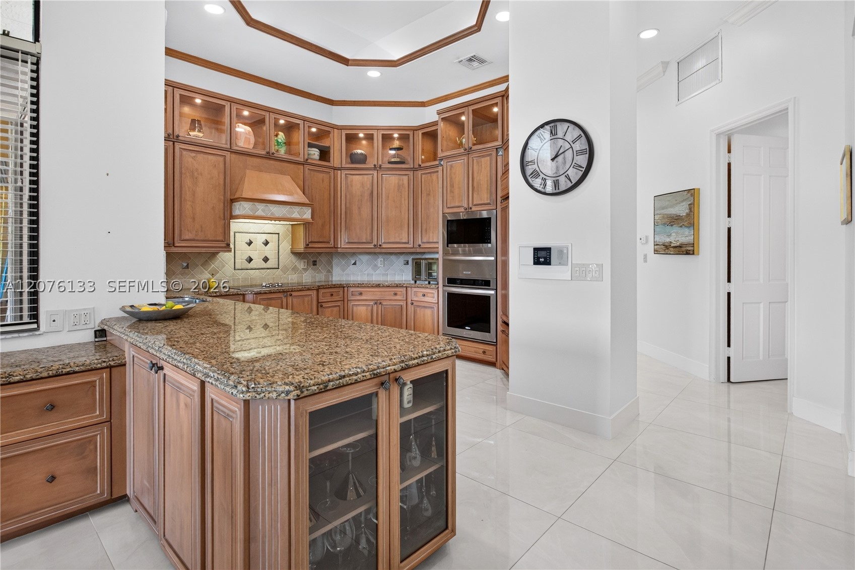 2725 Hunter Rd, Weston FL 33331