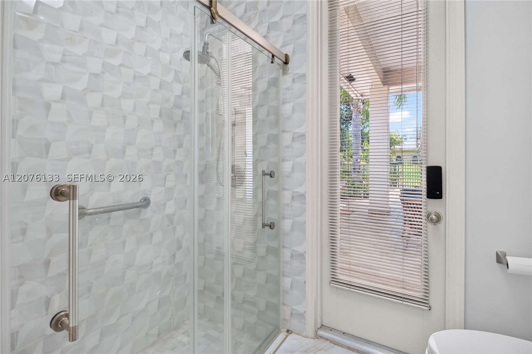 2725 Hunter Rd, Weston FL 33331