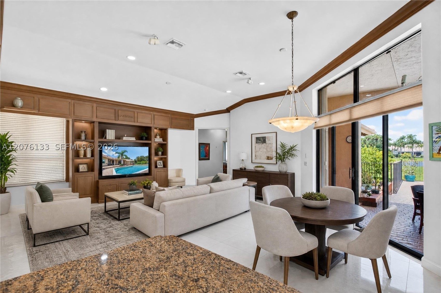 2725 Hunter Rd, Weston FL 33331