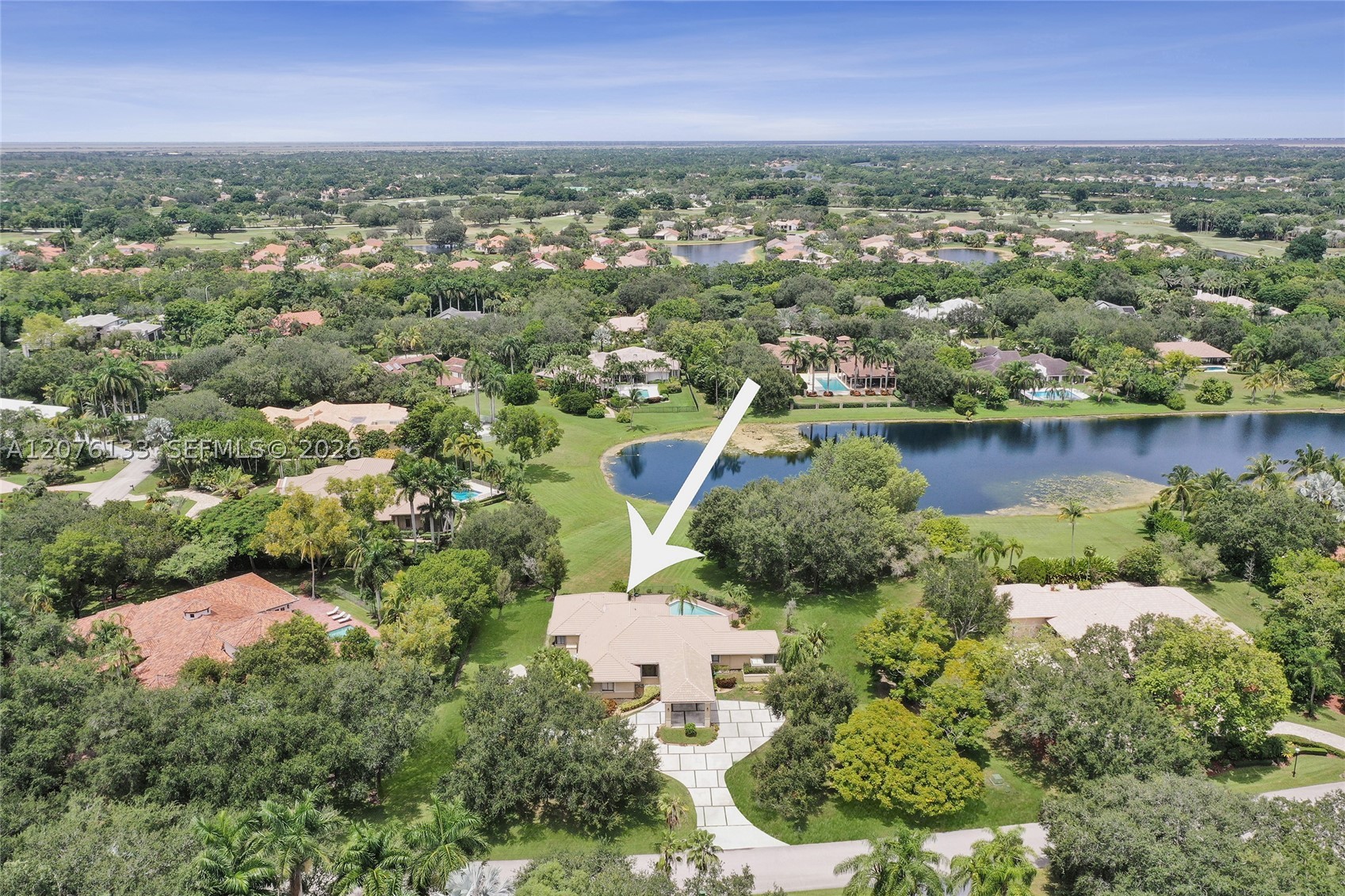 2725 Hunter Rd, Weston FL 33331