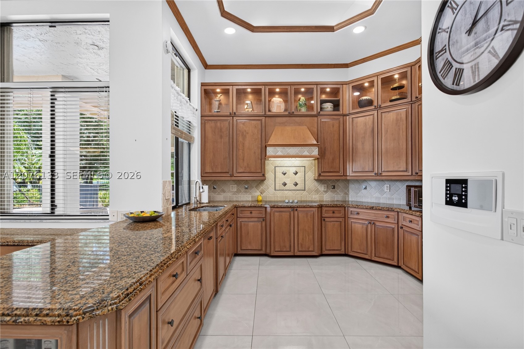 2725 Hunter Rd, Weston FL 33331