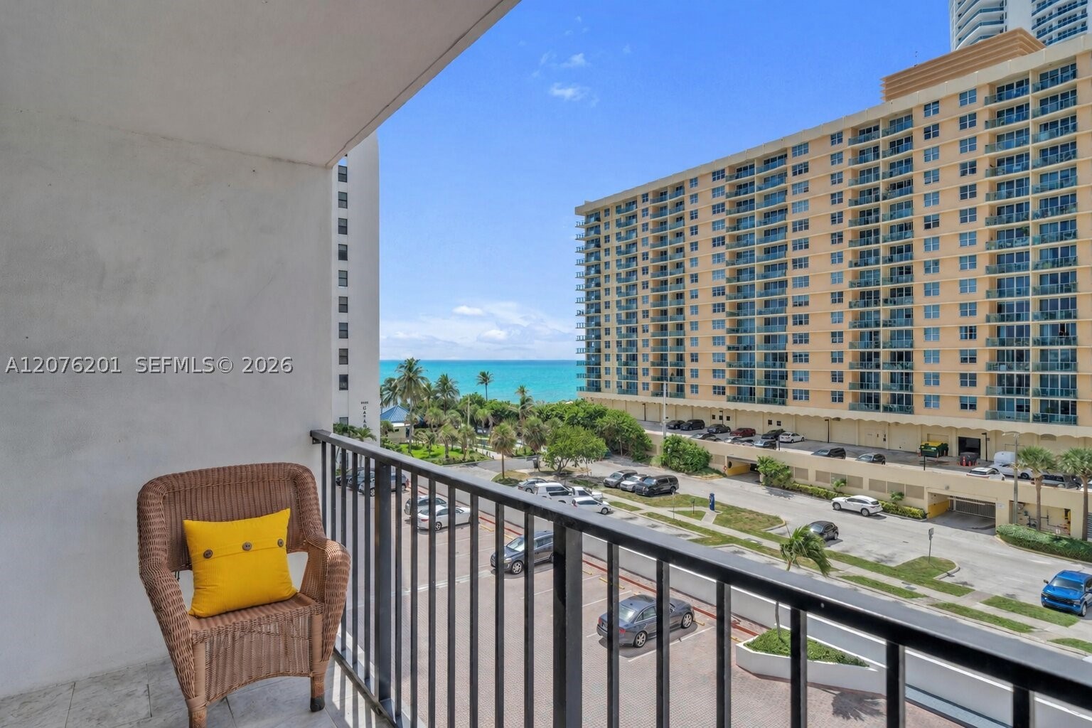 2401 S Ocean Dr #507, Hollywood FL 33019