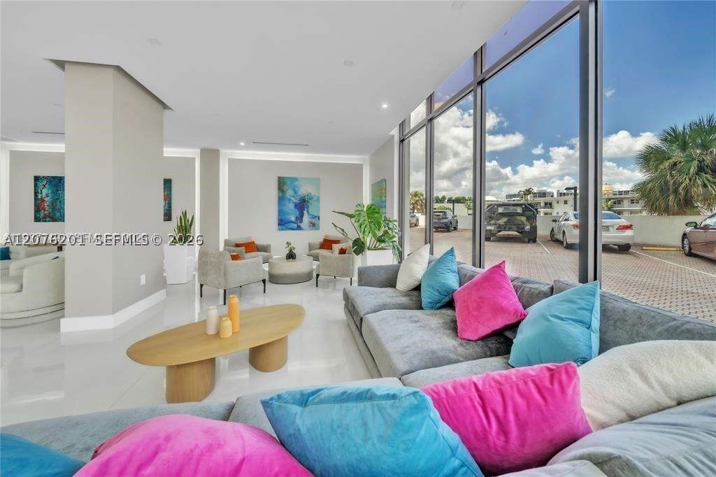 2401 S Ocean Dr #507, Hollywood FL 33019