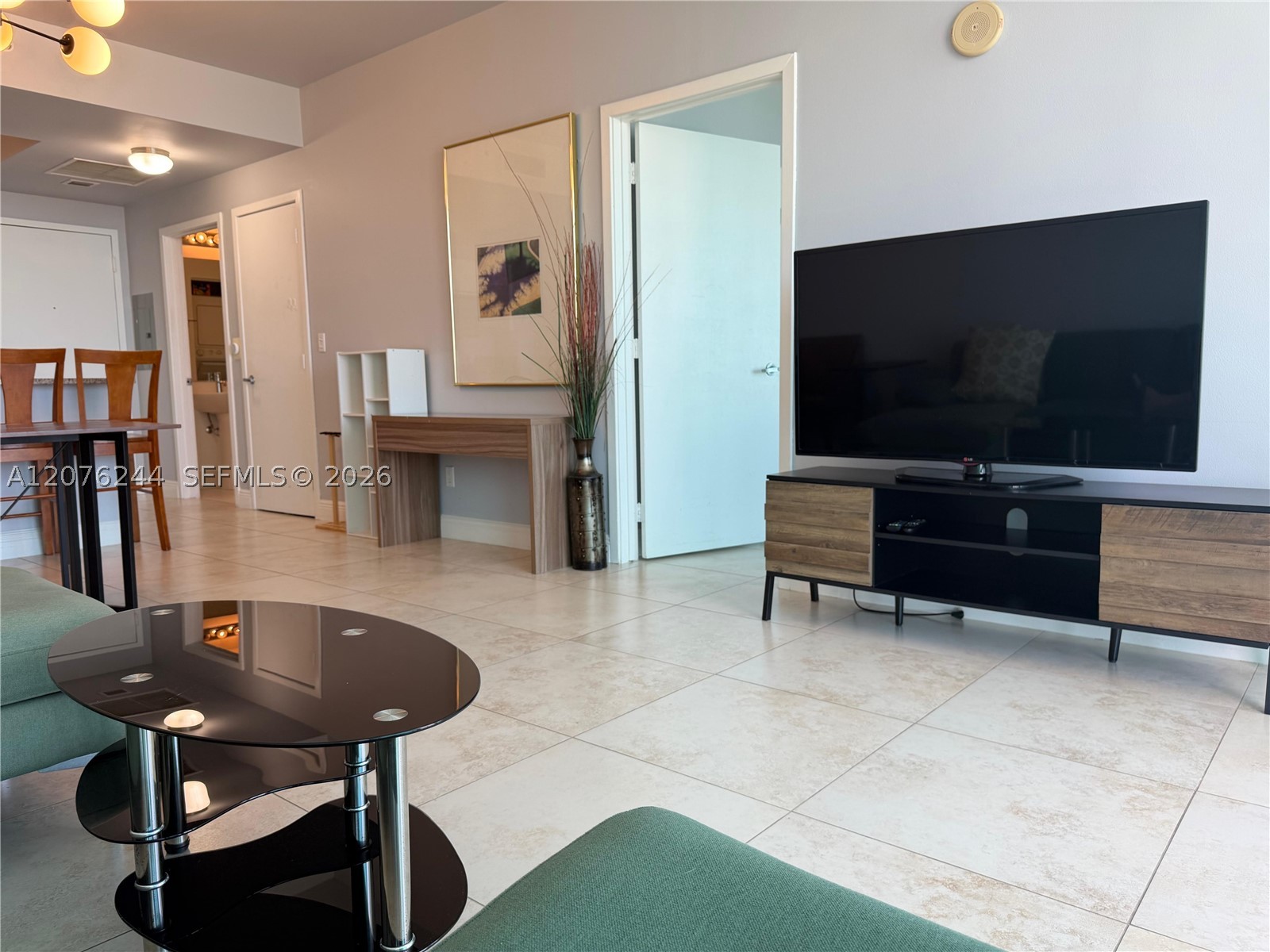 888 Biscayne Blvd #2702, Miami FL 33132