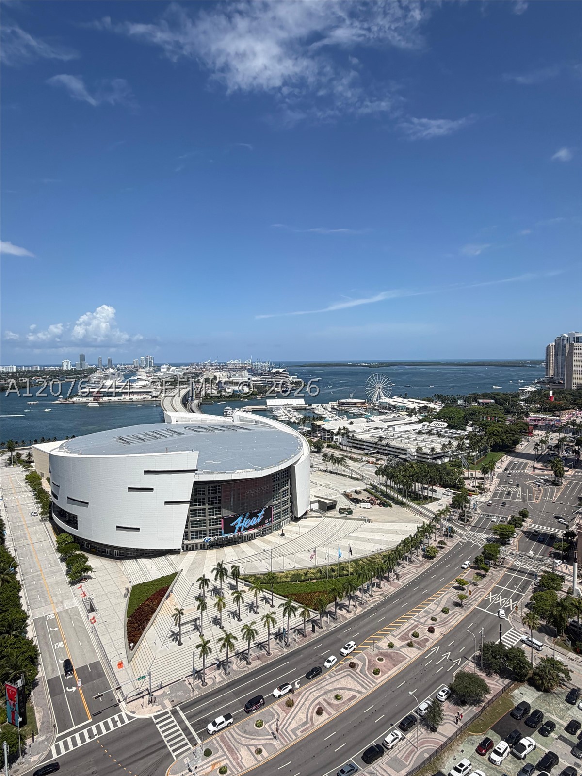 888 Biscayne Blvd #2702, Miami FL 33132