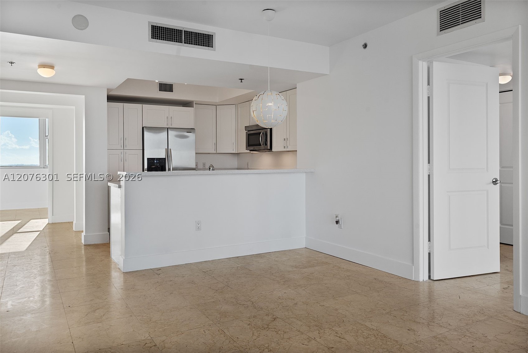 2641 N Flamingo Rd #2205N, Sunrise FL 33323