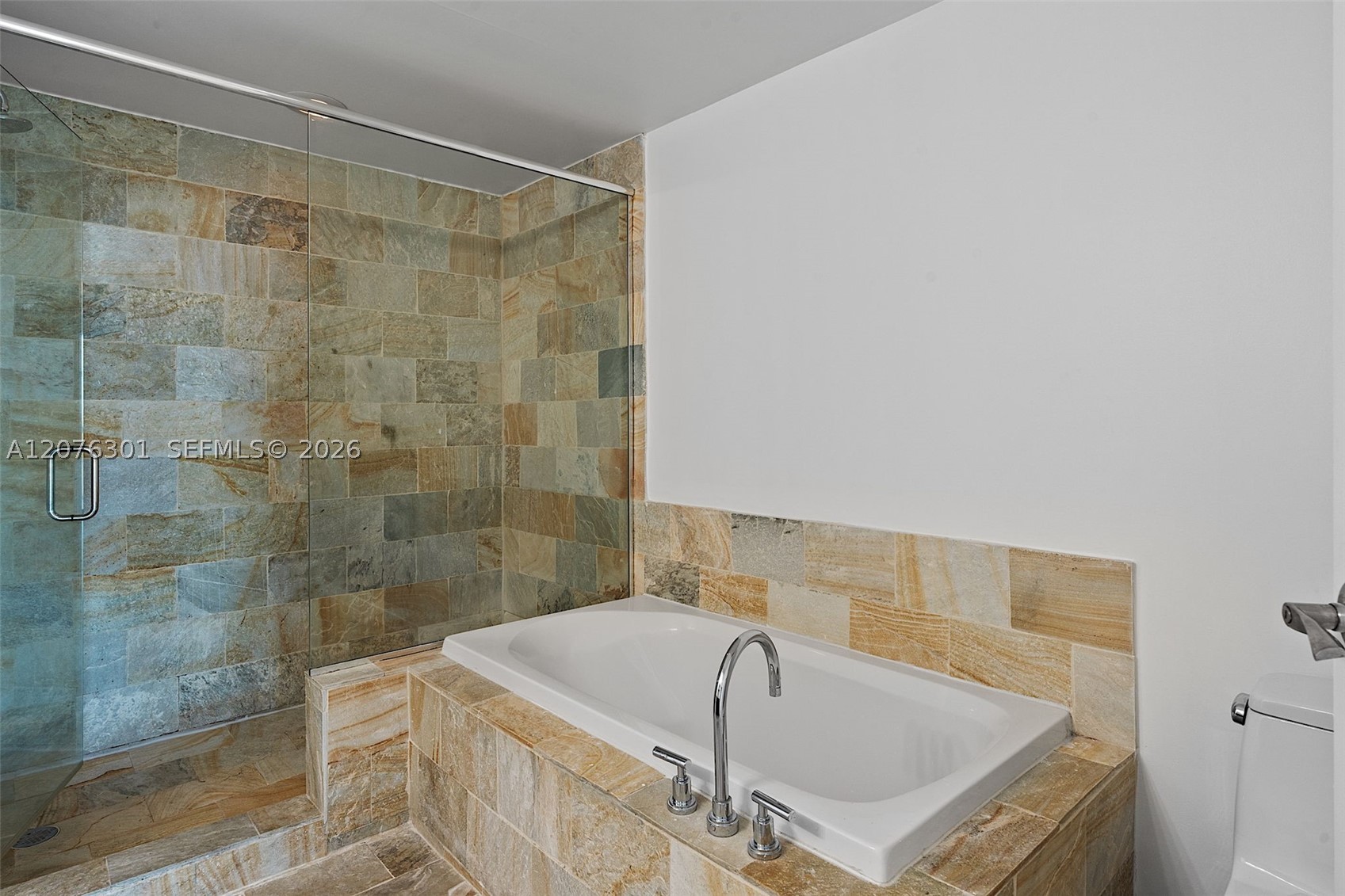 2641 N Flamingo Rd #2205N, Sunrise FL 33323