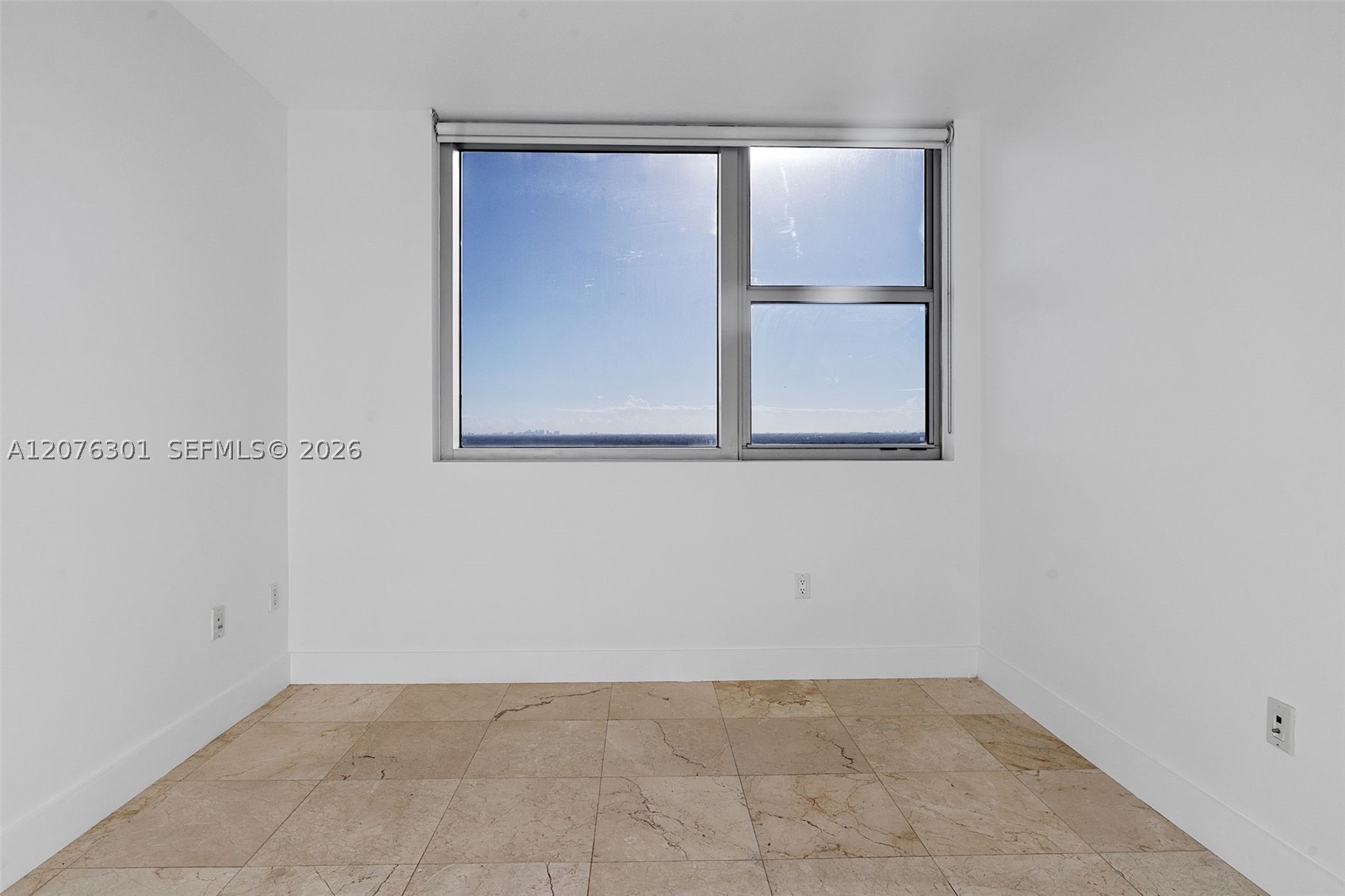 2641 N Flamingo Rd #2205N, Sunrise FL 33323