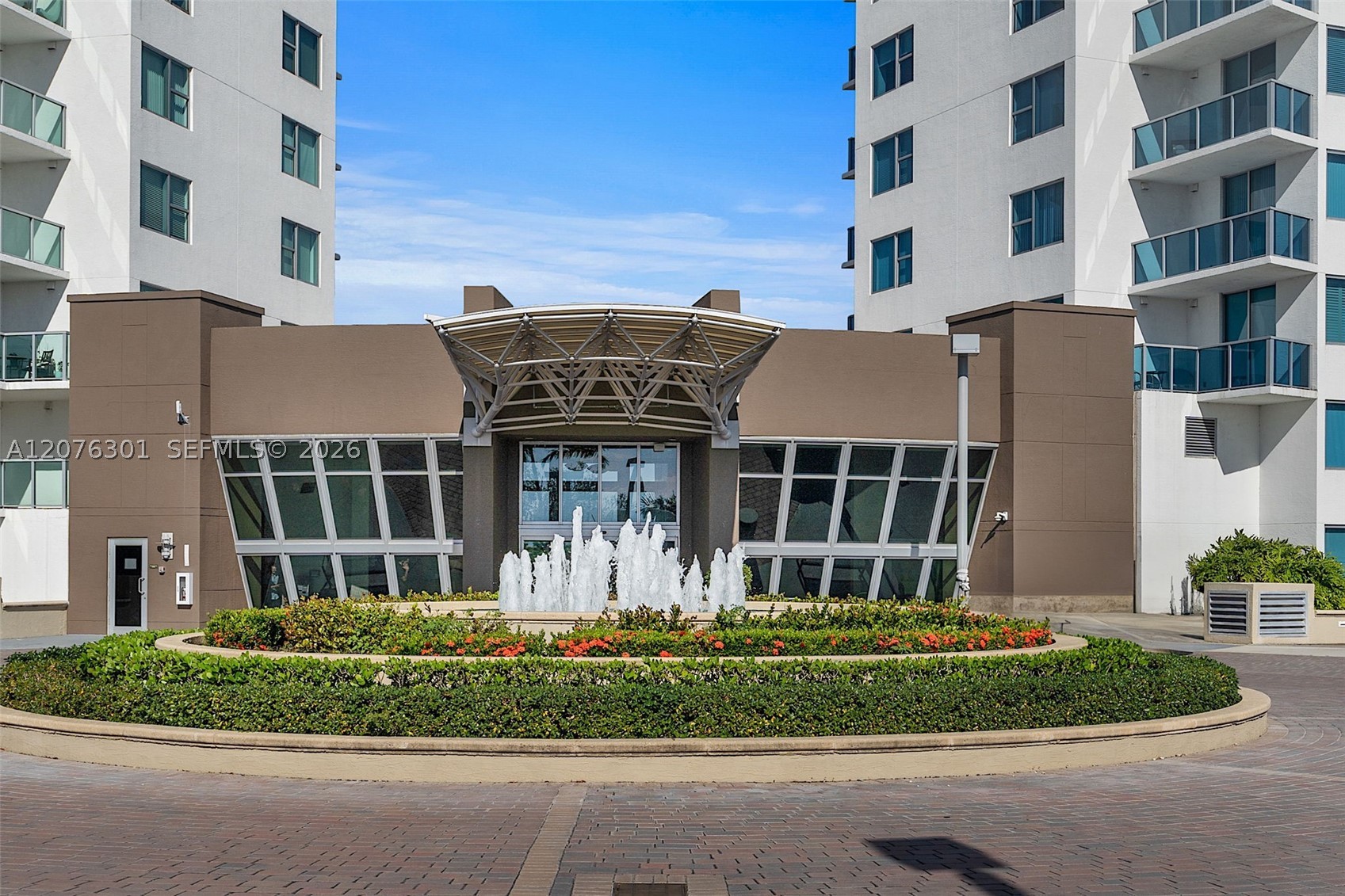 2641 N Flamingo Rd #2205N, Sunrise FL 33323