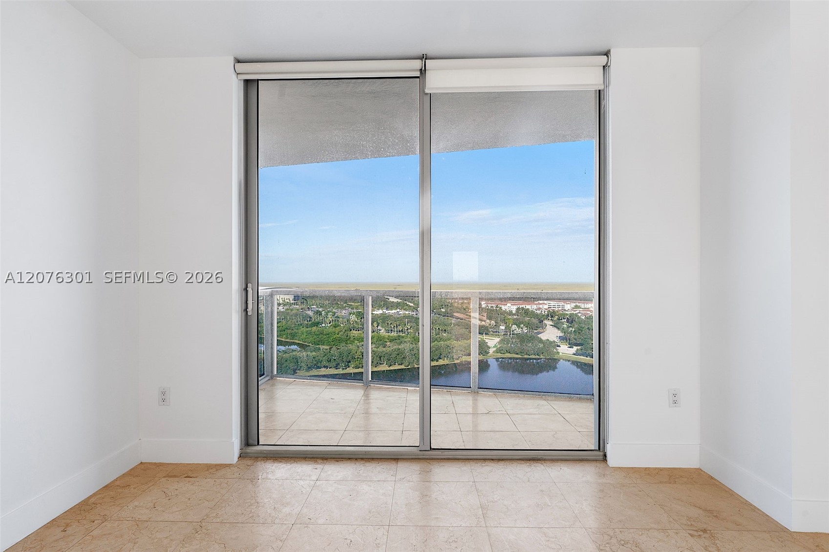 2641 N Flamingo Rd #2205N, Sunrise FL 33323