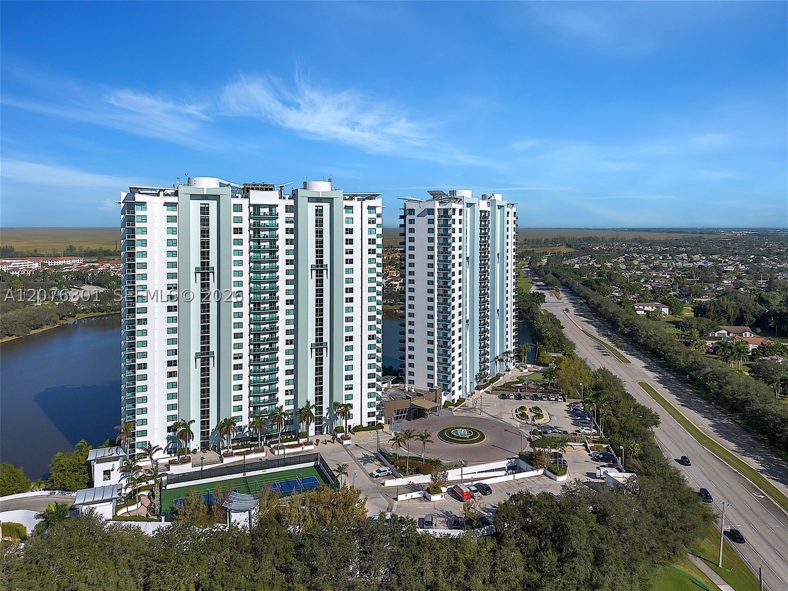 2641 N Flamingo Rd #2205N, Sunrise FL 33323