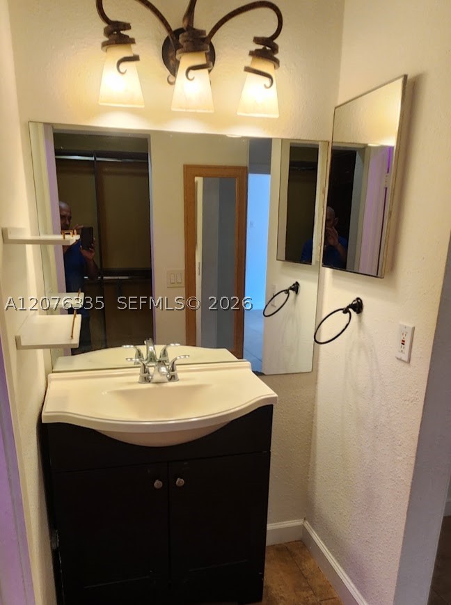 Miramar FL 33023 - A12076335