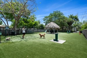 6330 SW 79th St #6, South Miami FL 33143
