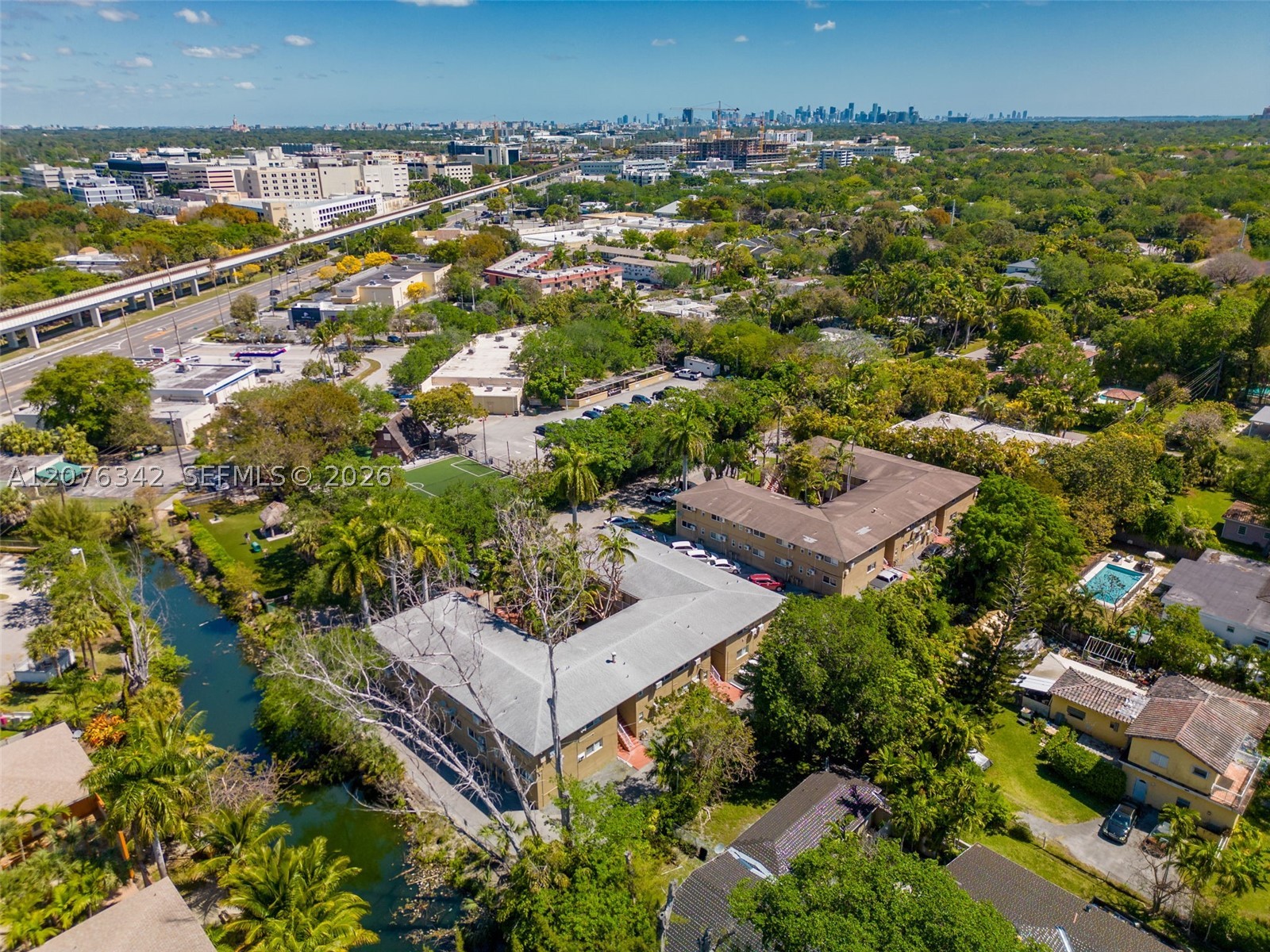 6330 SW 79th St #6, South Miami FL 33143