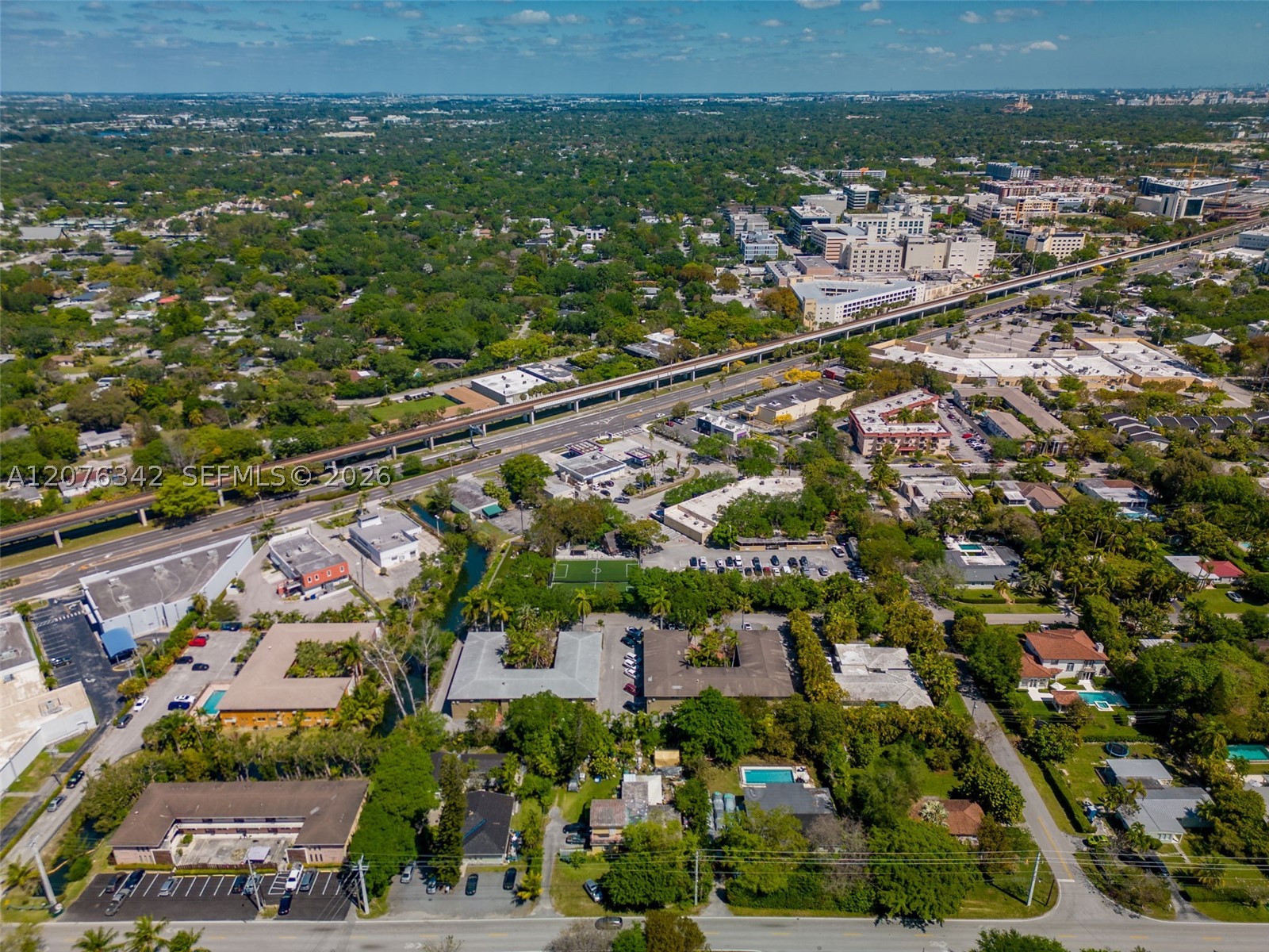 6330 SW 79th St #6, South Miami FL 33143