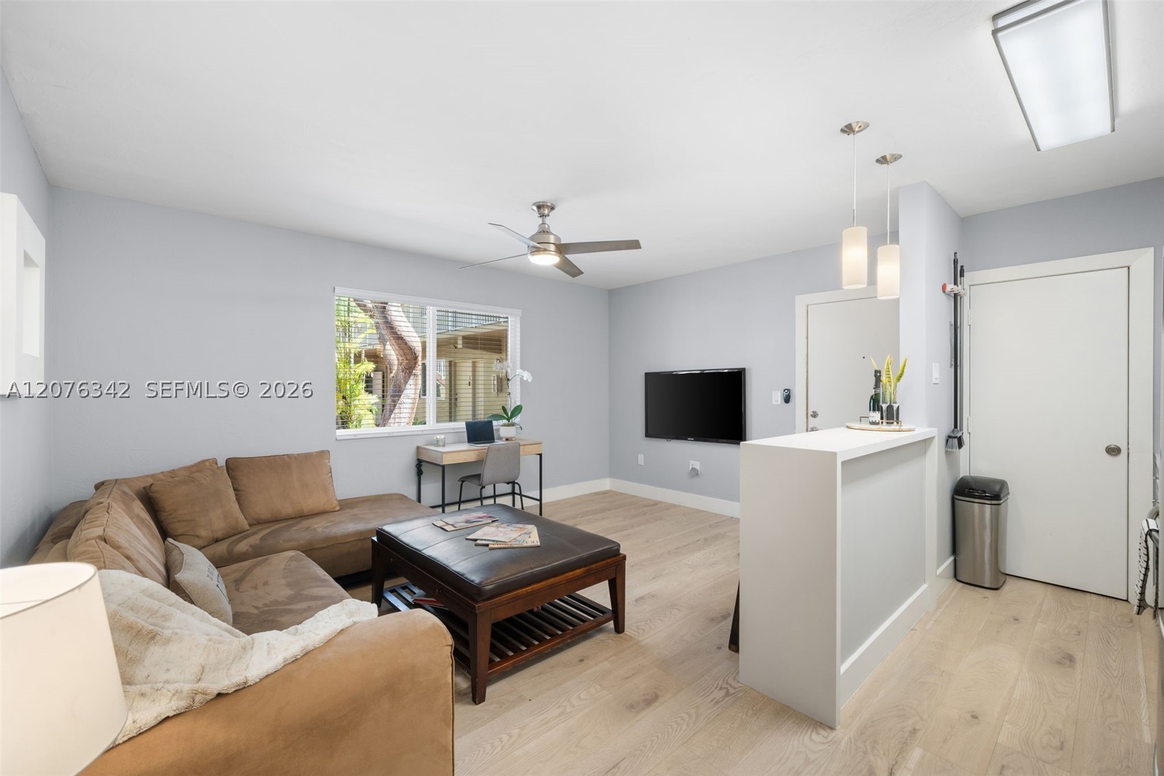 6330 SW 79th St #6, South Miami FL 33143