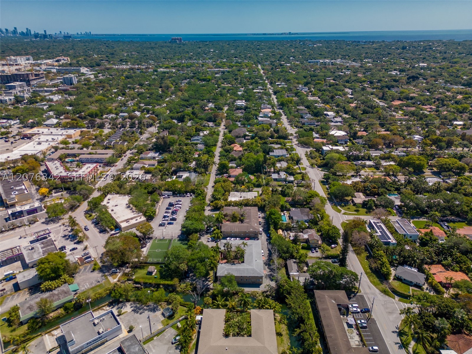 6330 SW 79th St #6, South Miami FL 33143