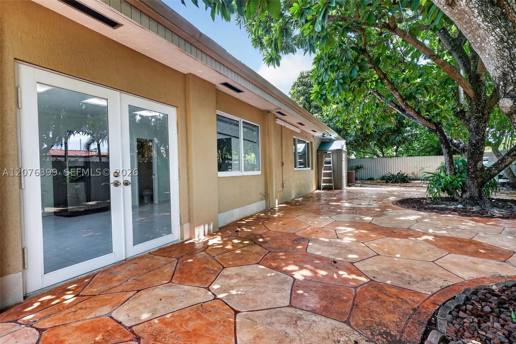 8936 SW 11th St, Miami FL 33174