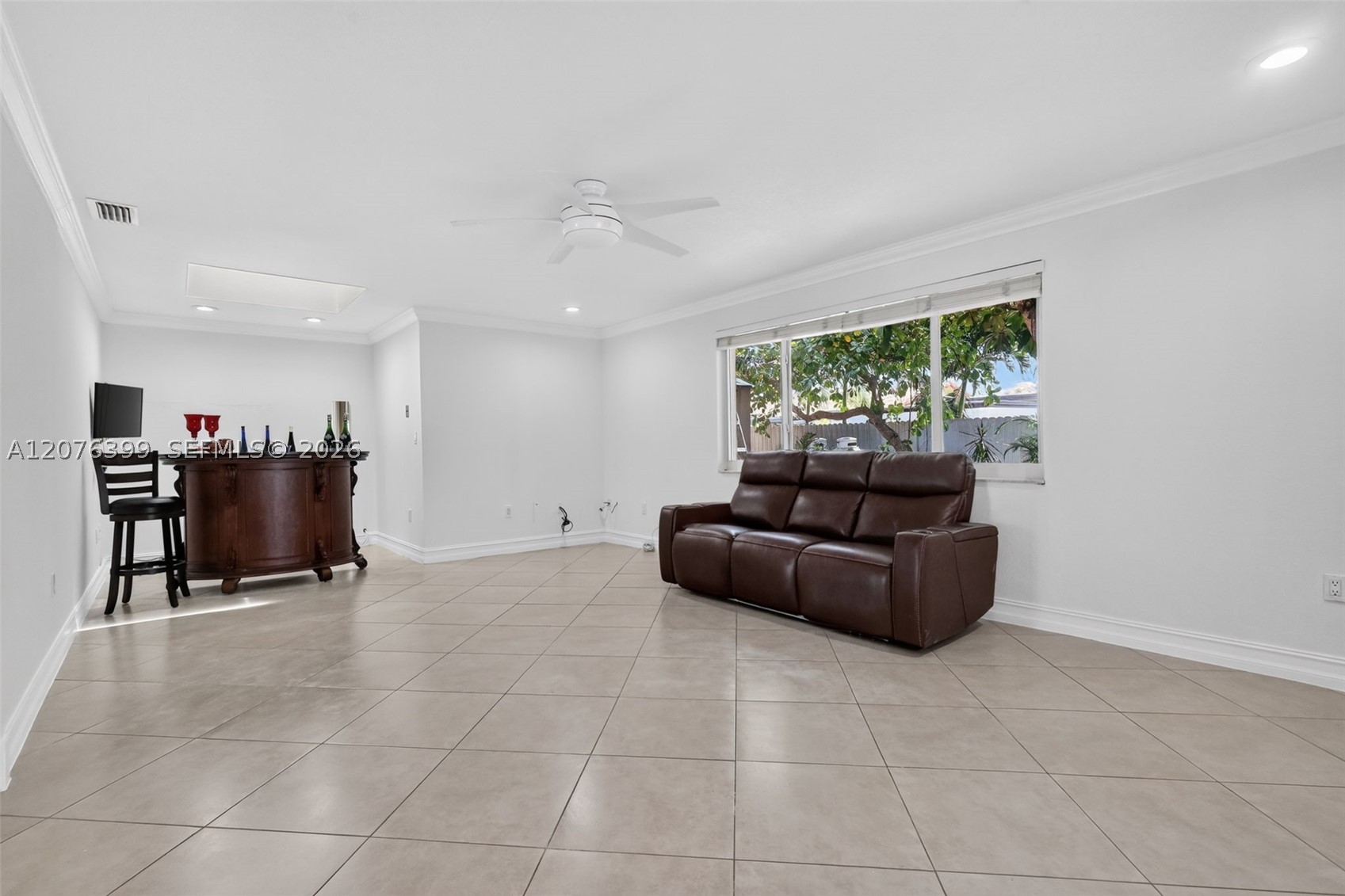 8936 SW 11th St, Miami FL 33174