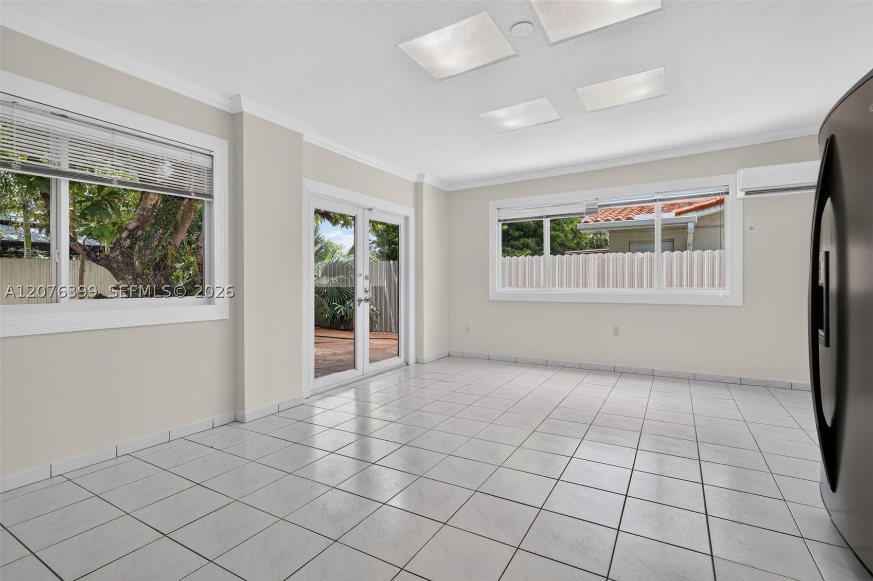 8936 SW 11th St, Miami FL 33174