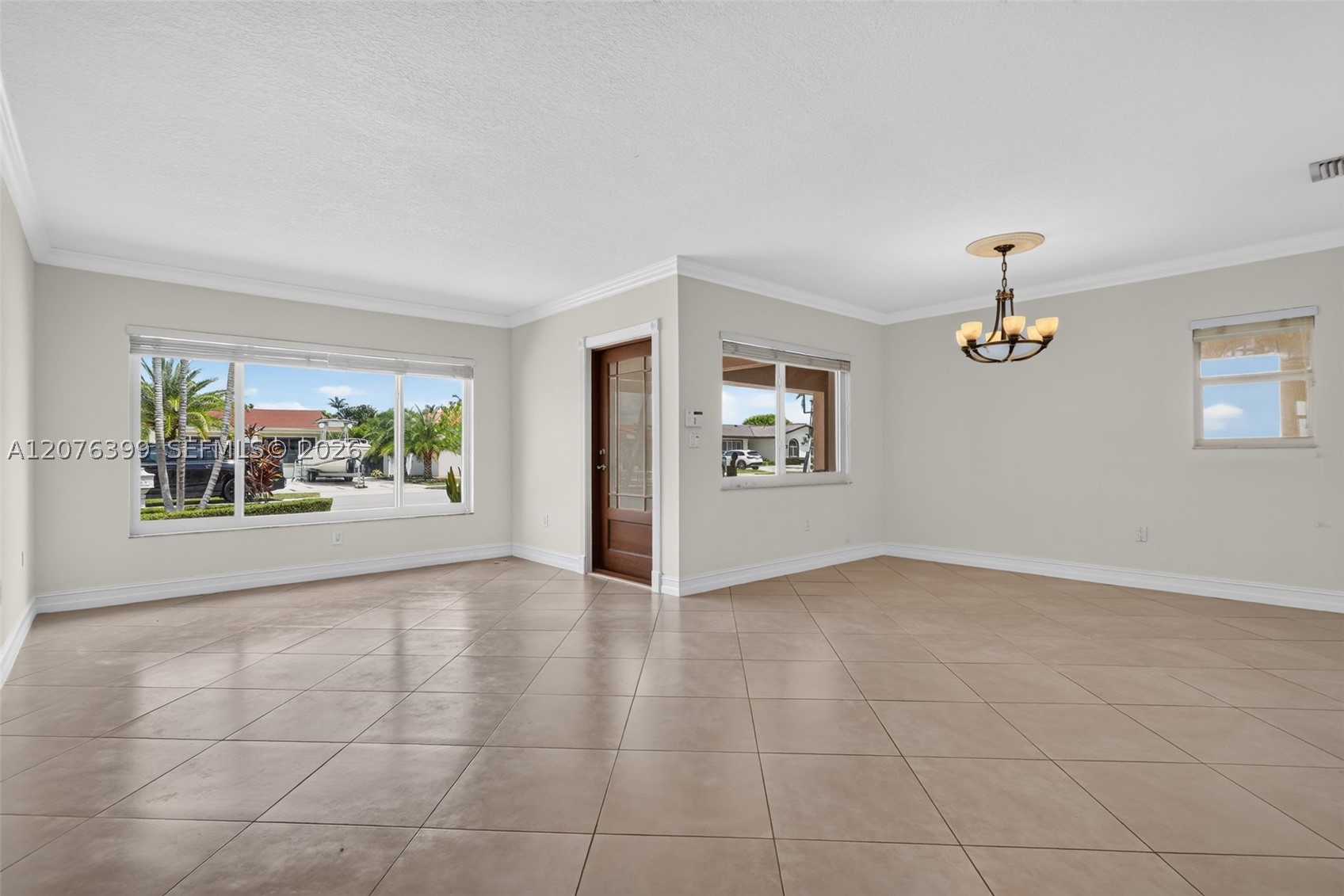 8936 SW 11th St, Miami FL 33174