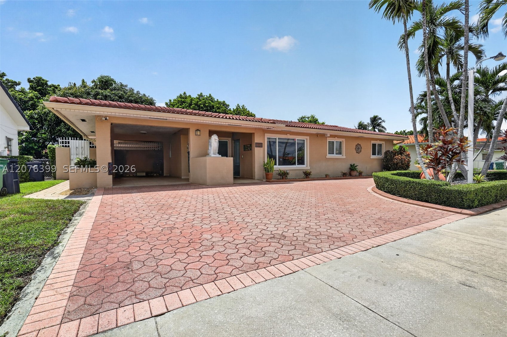 8936 SW 11th St, Miami FL 33174