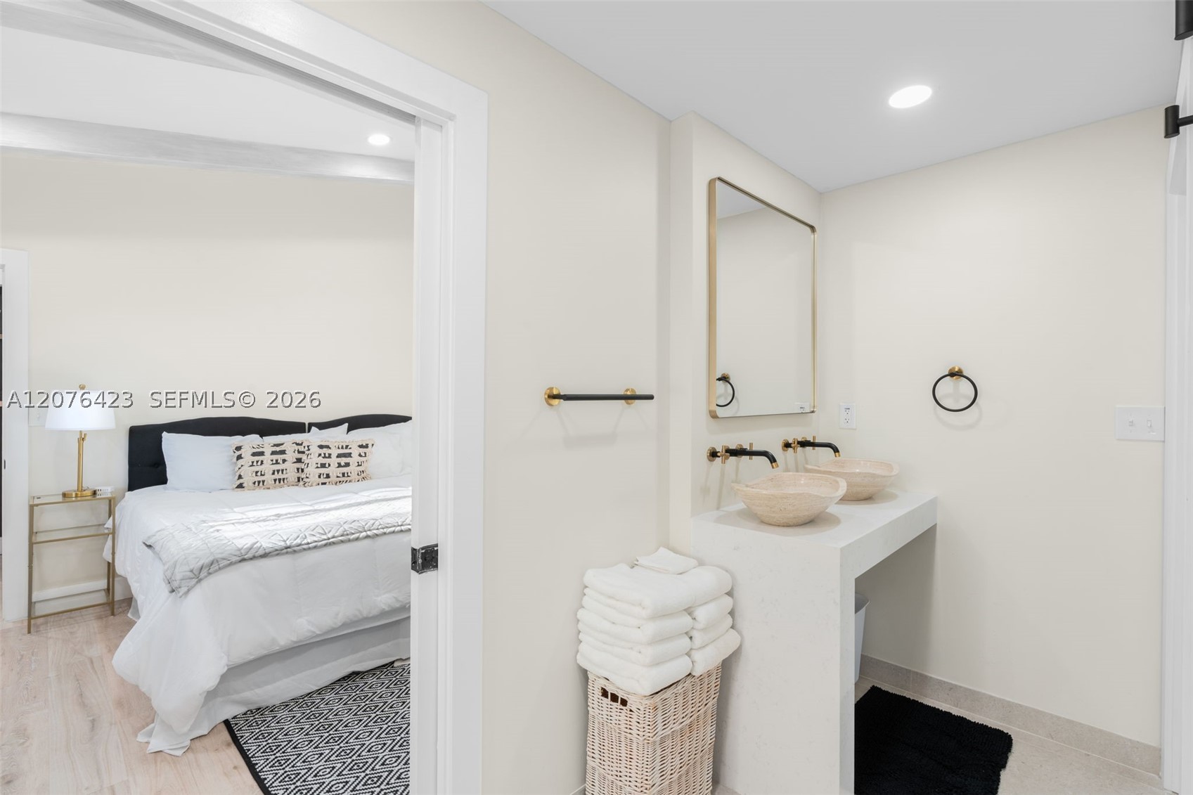 516 NE 6th Ave, Deerfield Beach FL 33441