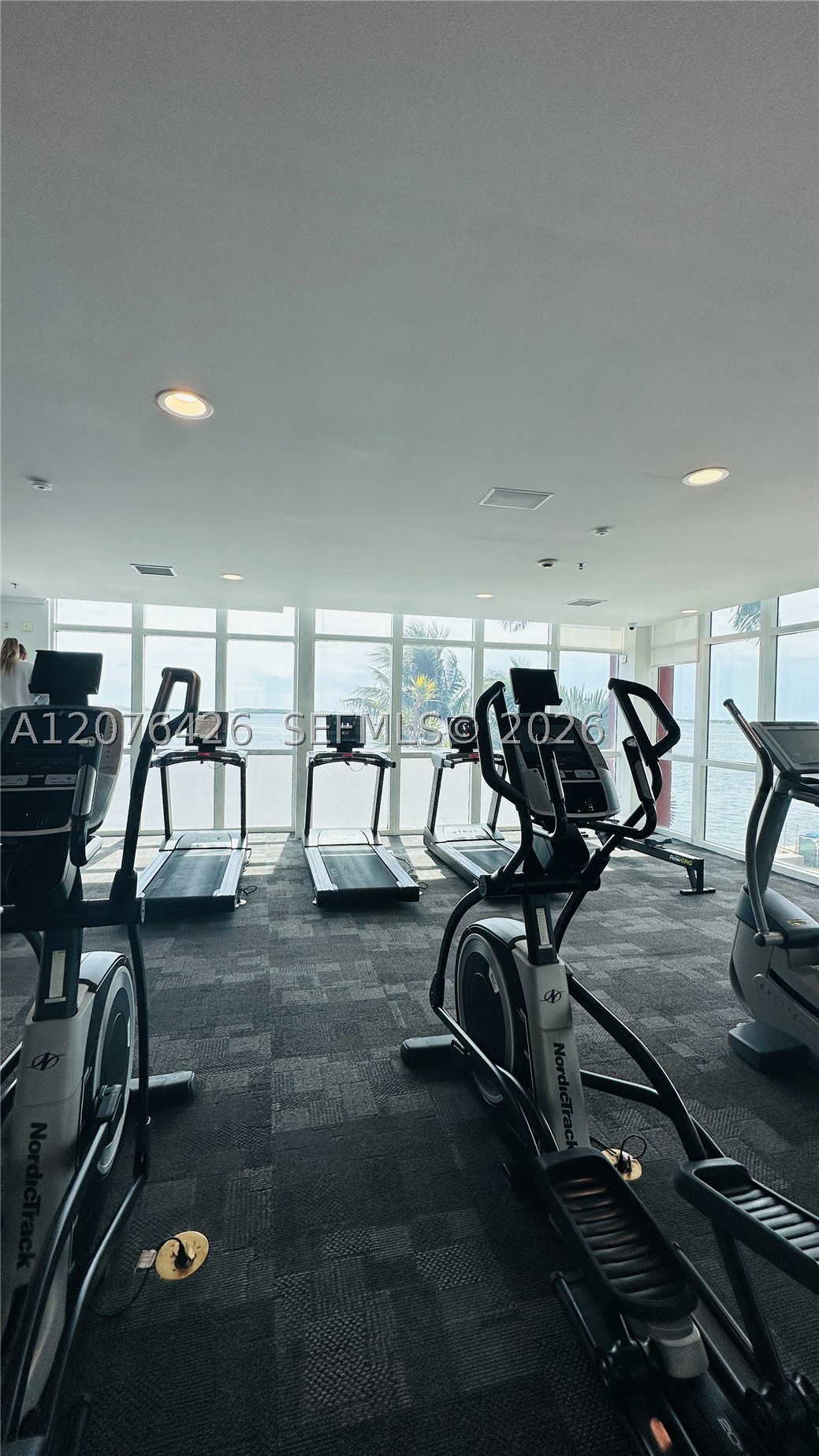 1155 Brickell Bay Dr #1906, Miami FL 33131