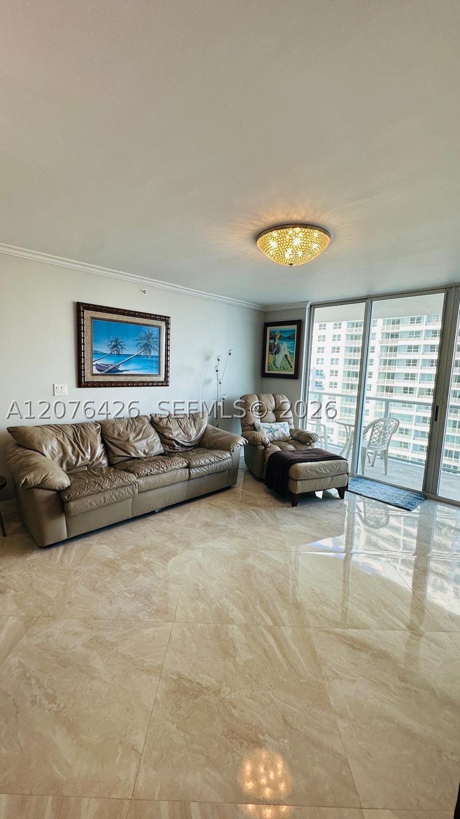 1155 Brickell Bay Dr #1906, Miami FL 33131