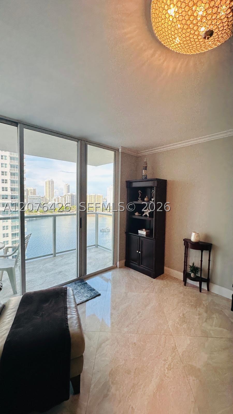 1155 Brickell Bay Dr #1906, Miami FL 33131
