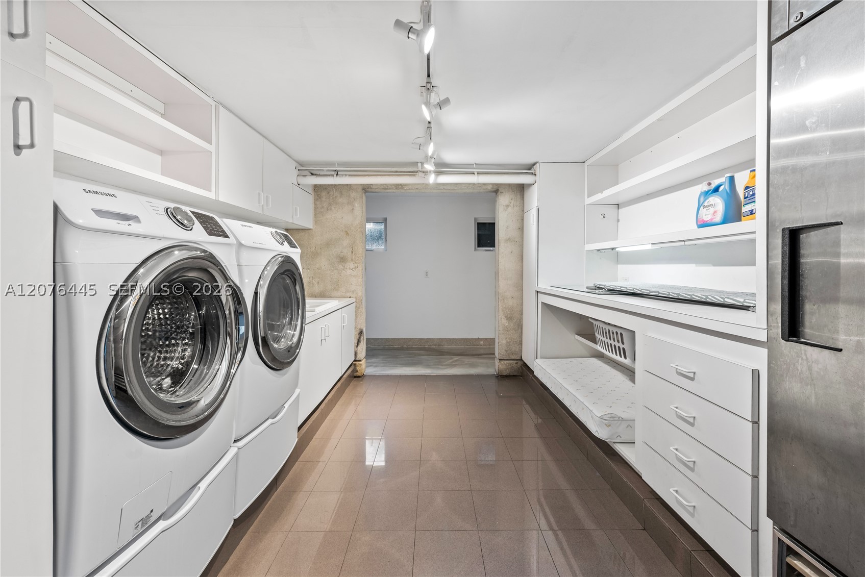 1606 S Bayshore Dr #1606, Miami FL 33133