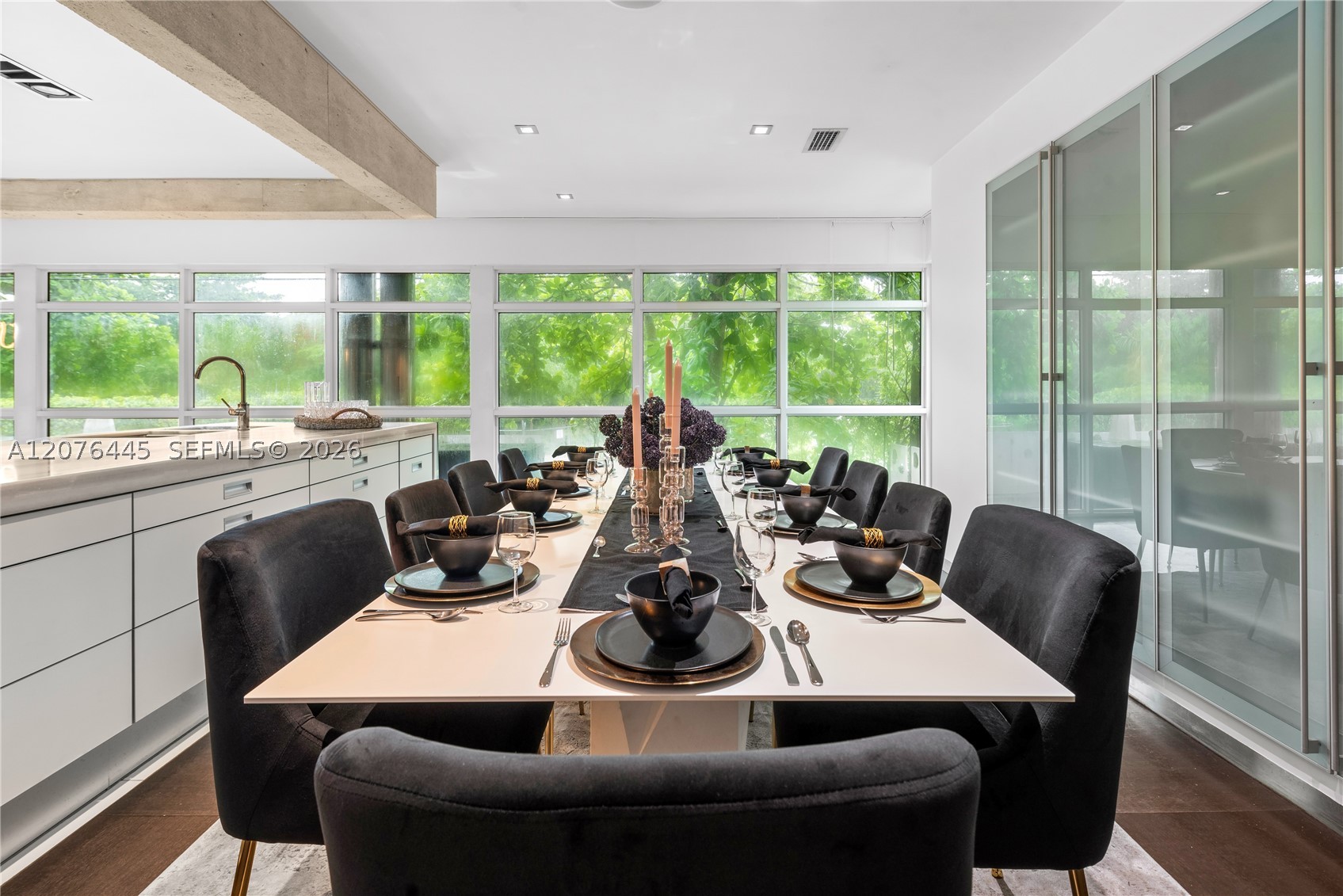 1606 S Bayshore Dr #1606, Miami FL 33133