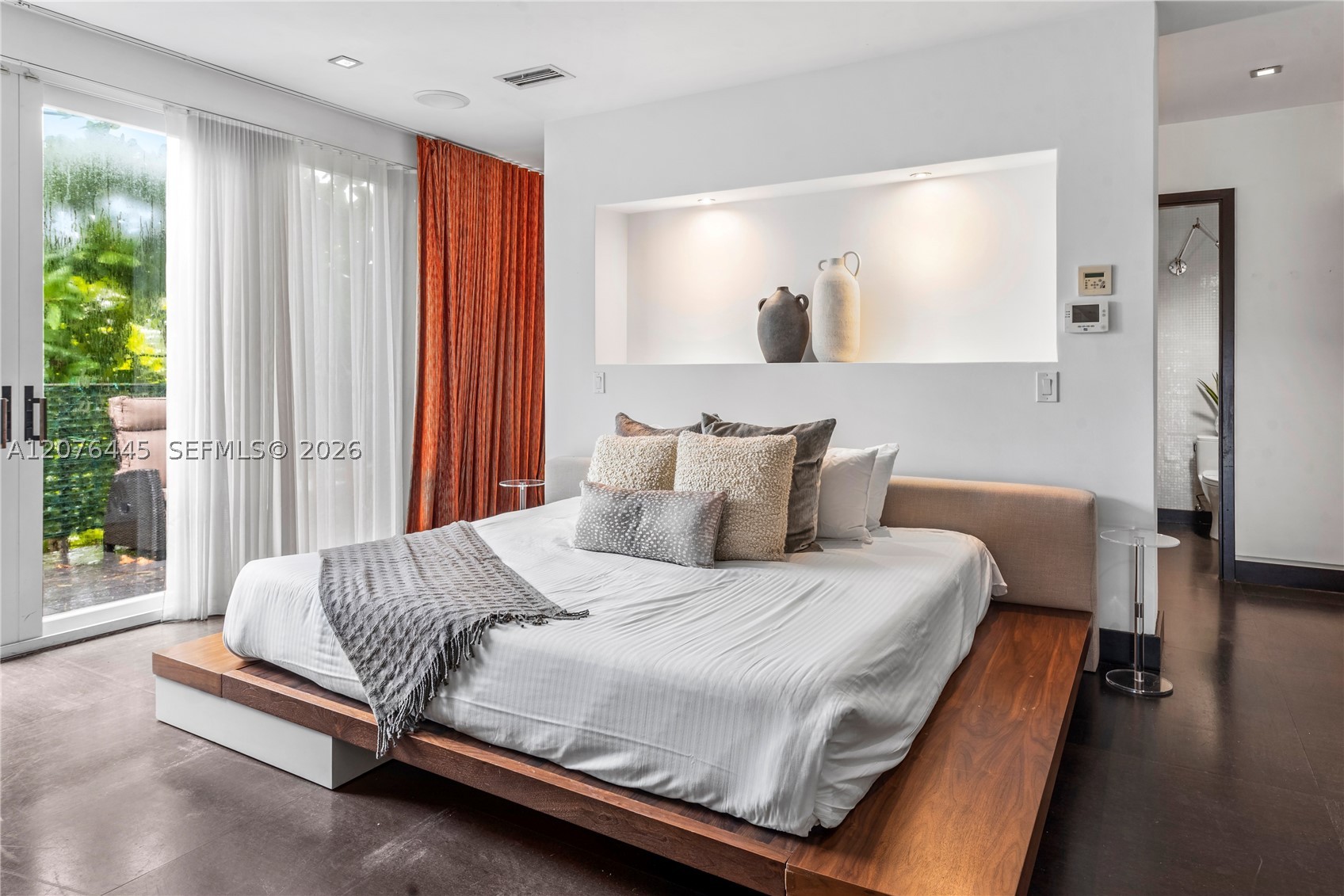1606 S Bayshore Dr #1606, Miami FL 33133