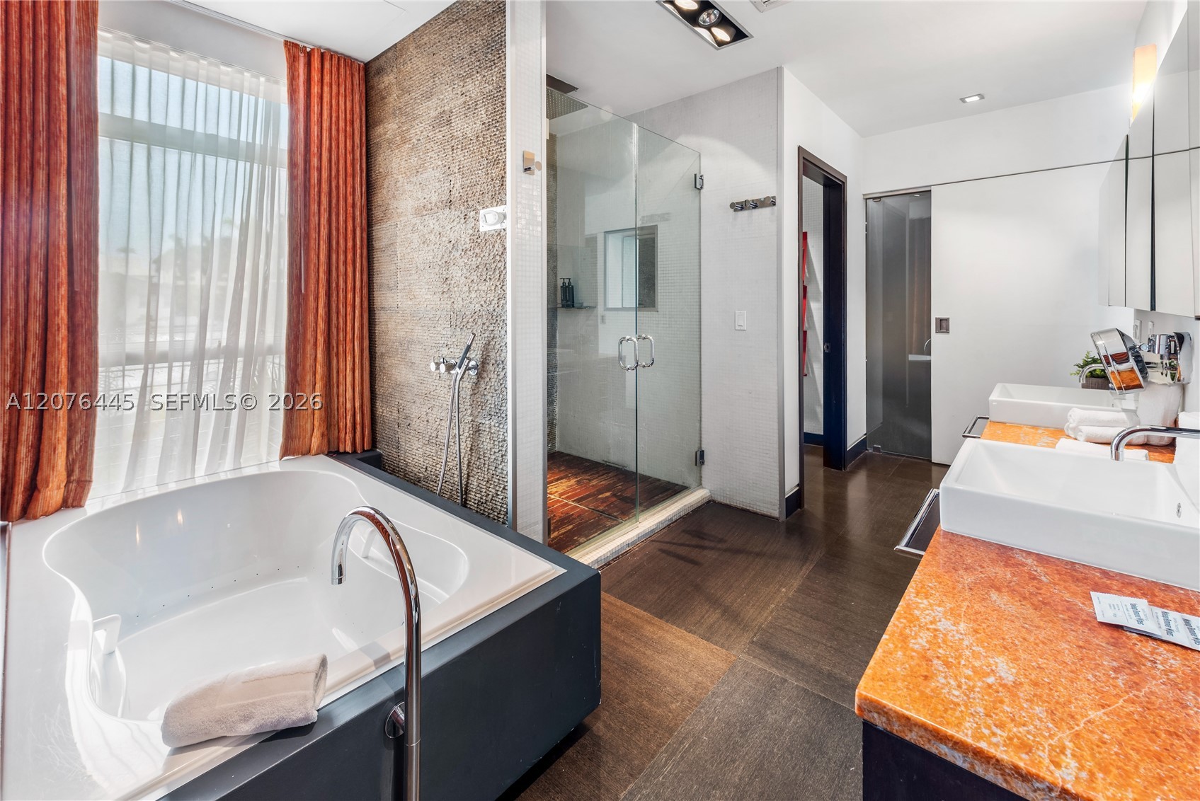 1606 S Bayshore Dr #1606, Miami FL 33133