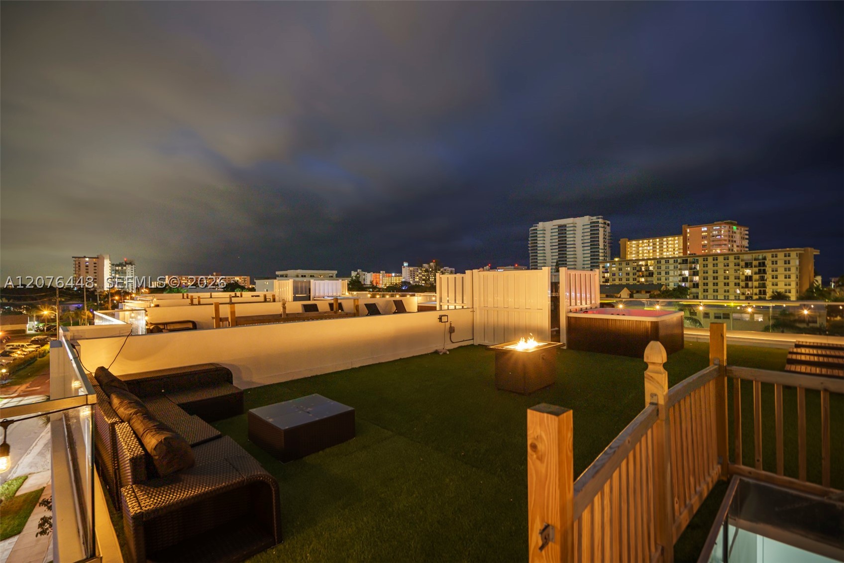 1000 N Riverside Dr, Pompano Beach FL 33062