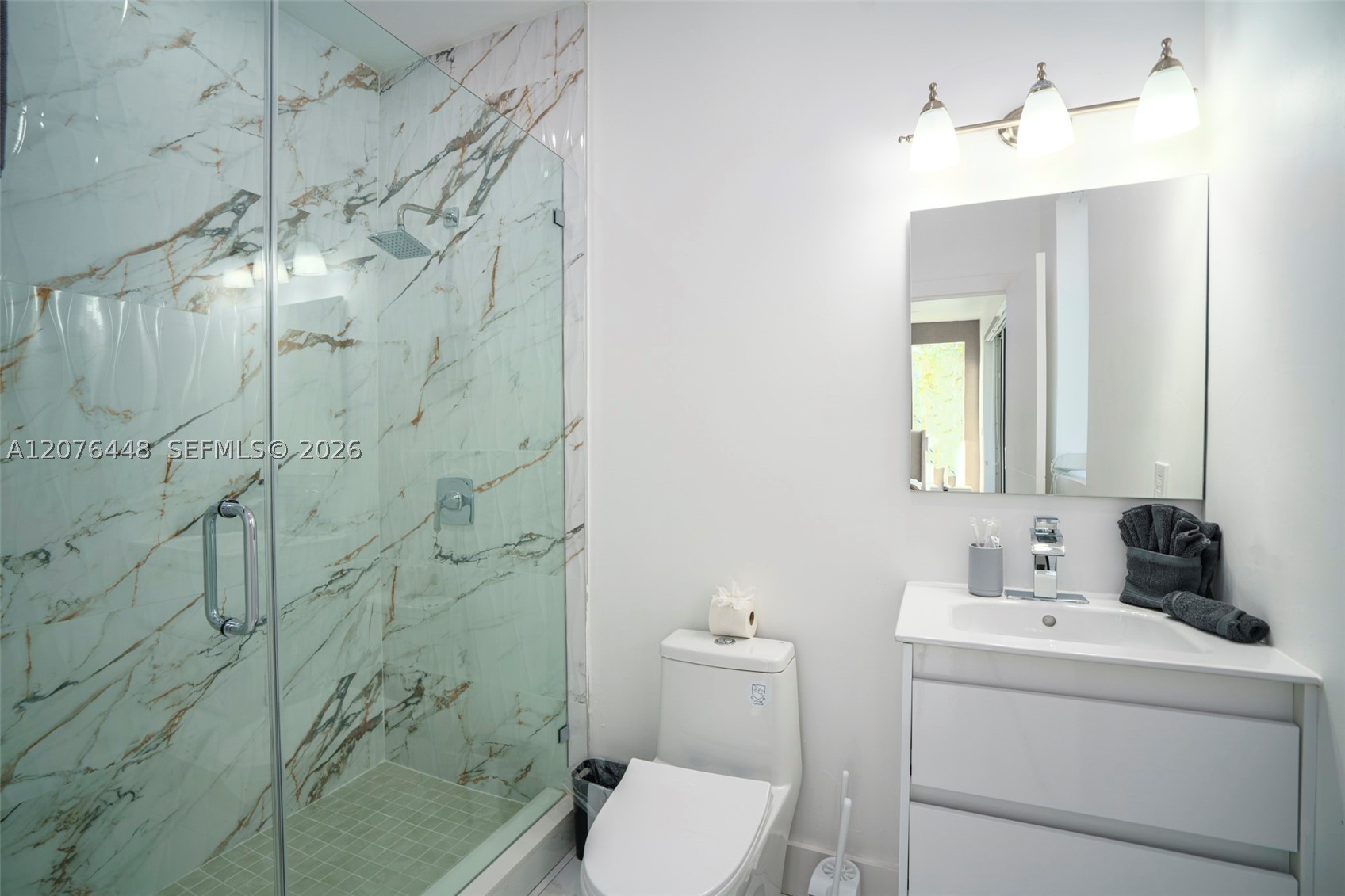 1000 N Riverside Dr, Pompano Beach FL 33062