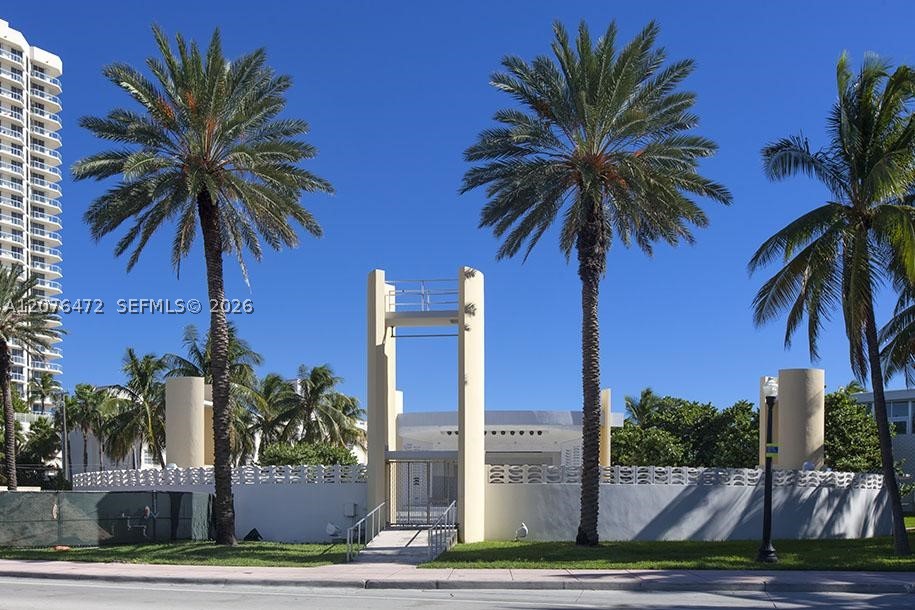 6799 Collins Ave #701, Miami Beach FL 33141