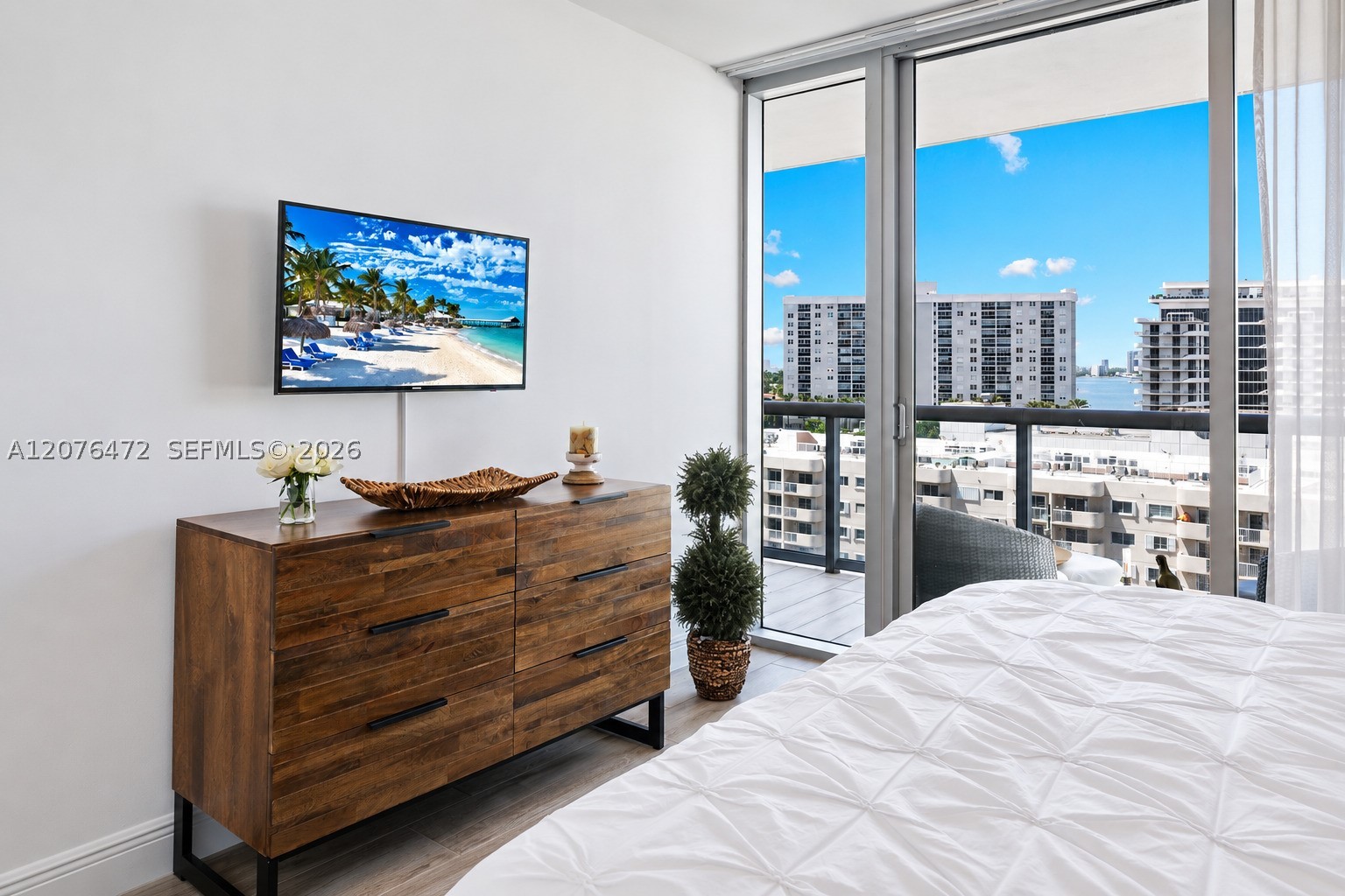6799 Collins Ave #701, Miami Beach FL 33141